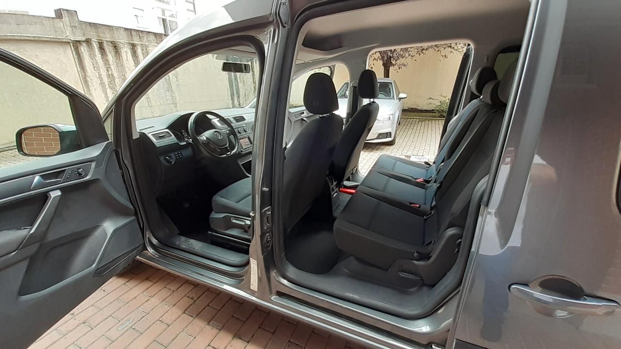 Caddy trasporto disabili pedana DSG AUTO TDI