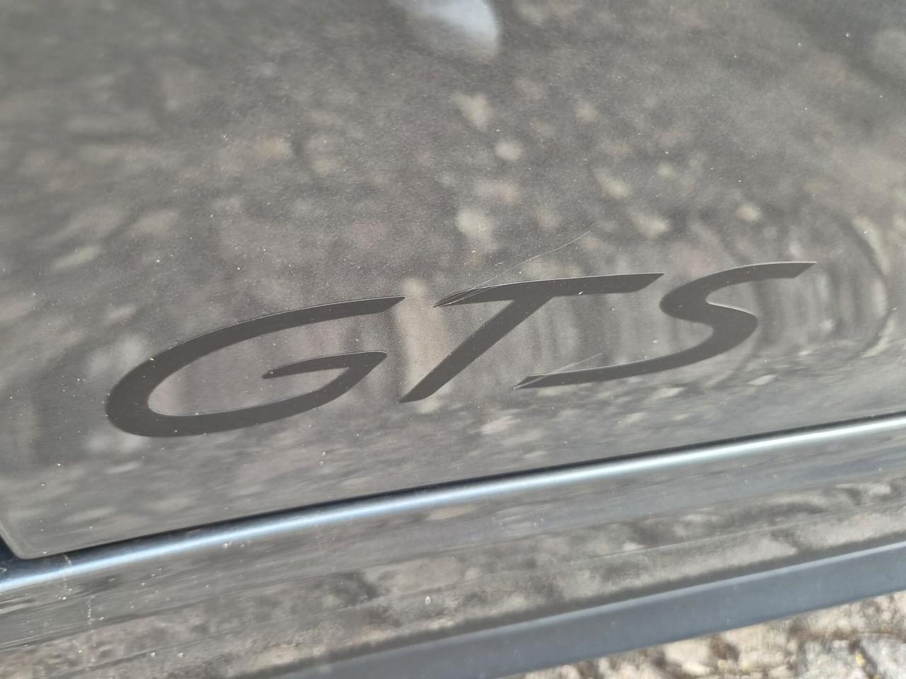 Porsche 911 3.0 Carrera 4 GTS Coupé