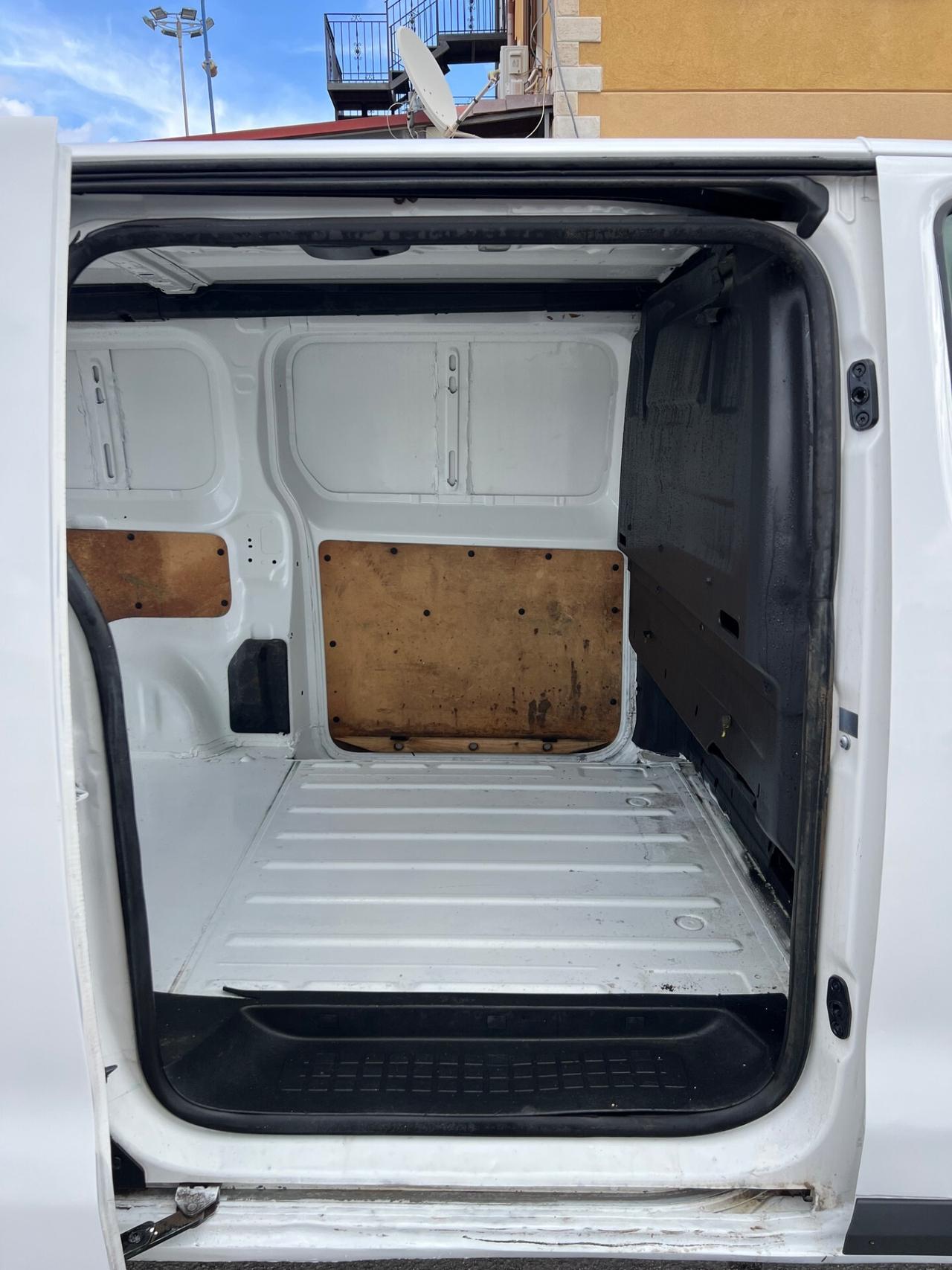 Citroen Jumpy 2.0 HDI 120 cv 2018