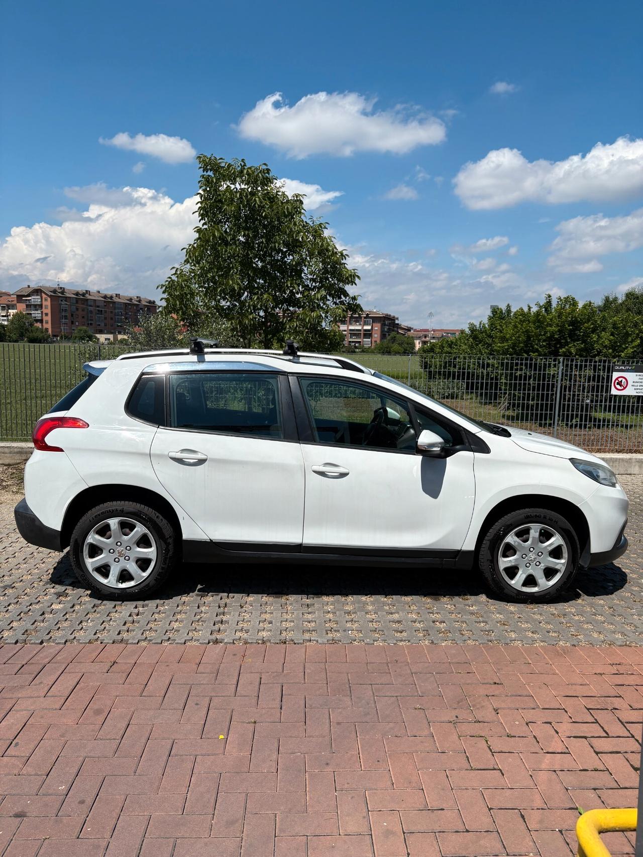 Peugeot 2008 PureTech 82 Allure