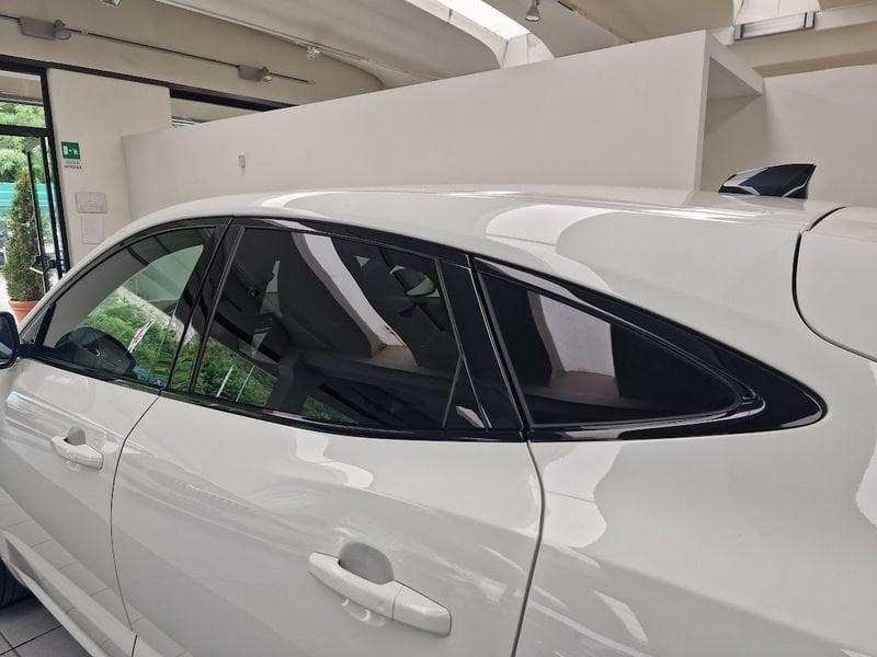 Jaguar E-Pace 1.5 P300e R-DYNAMIC SE AUTO 4WD - IVA ESPOSTA