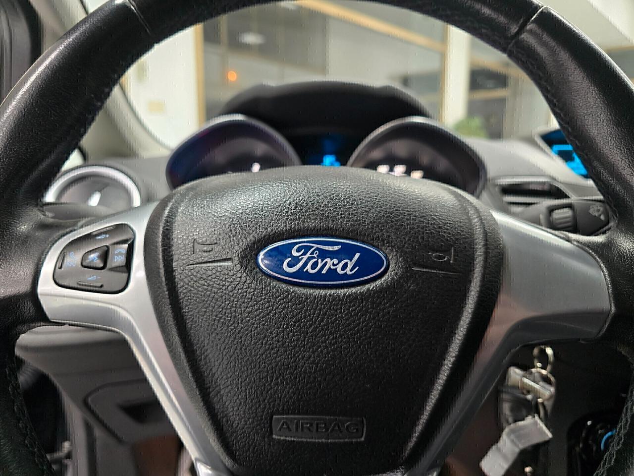 Ford Fiesta 1.5 Tdci Titanium NEOPATENTATI