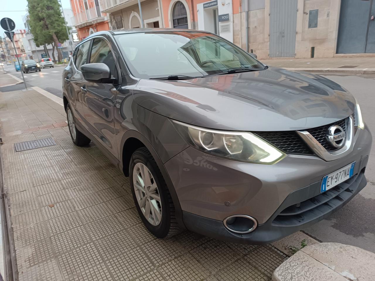 Nissan Qashqai 1.5 dCi TEKNA NAVI CAMERA FULL