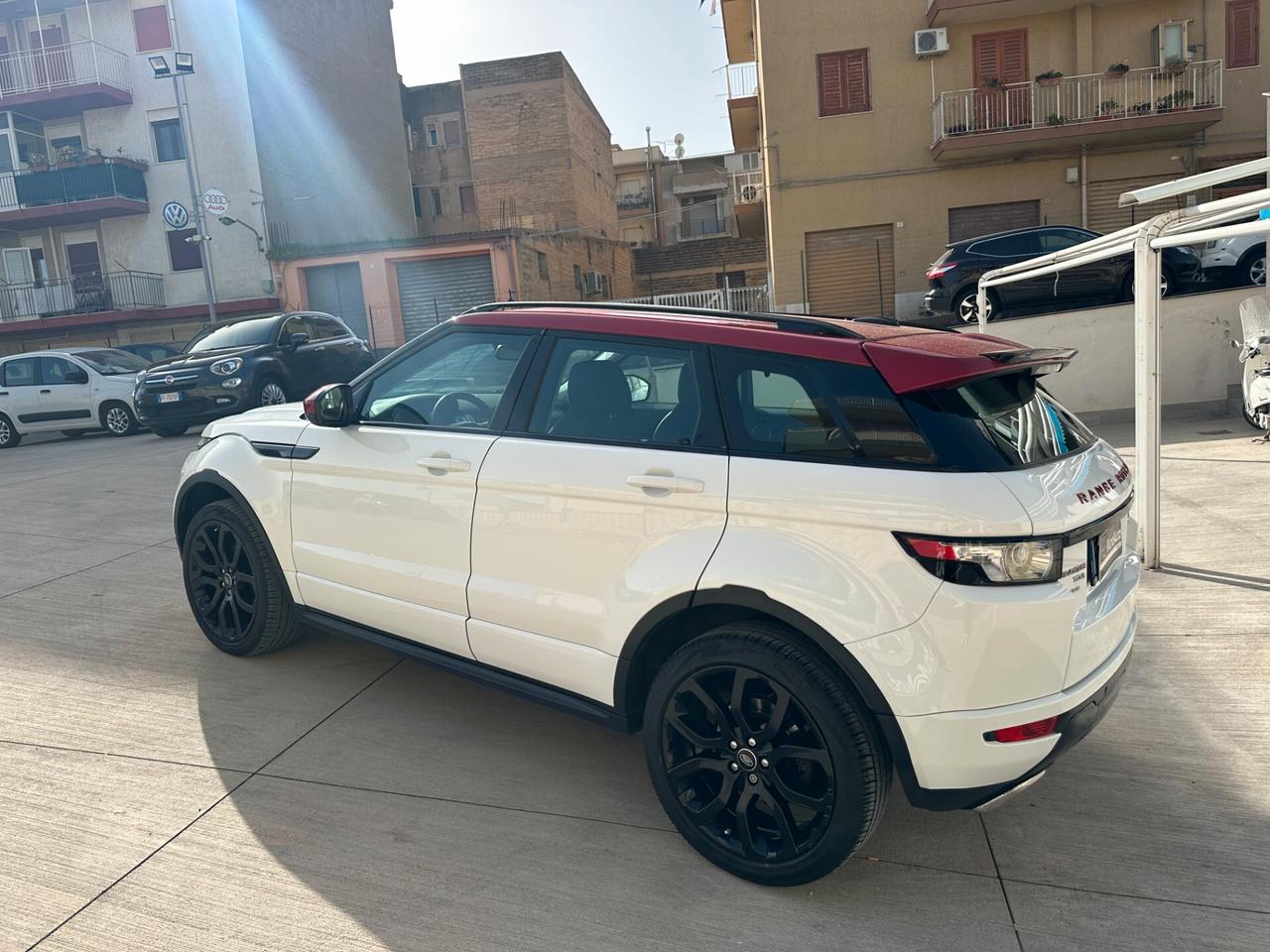 Land Rover Range Evoque 2.2 TD4 5p. Dynamic