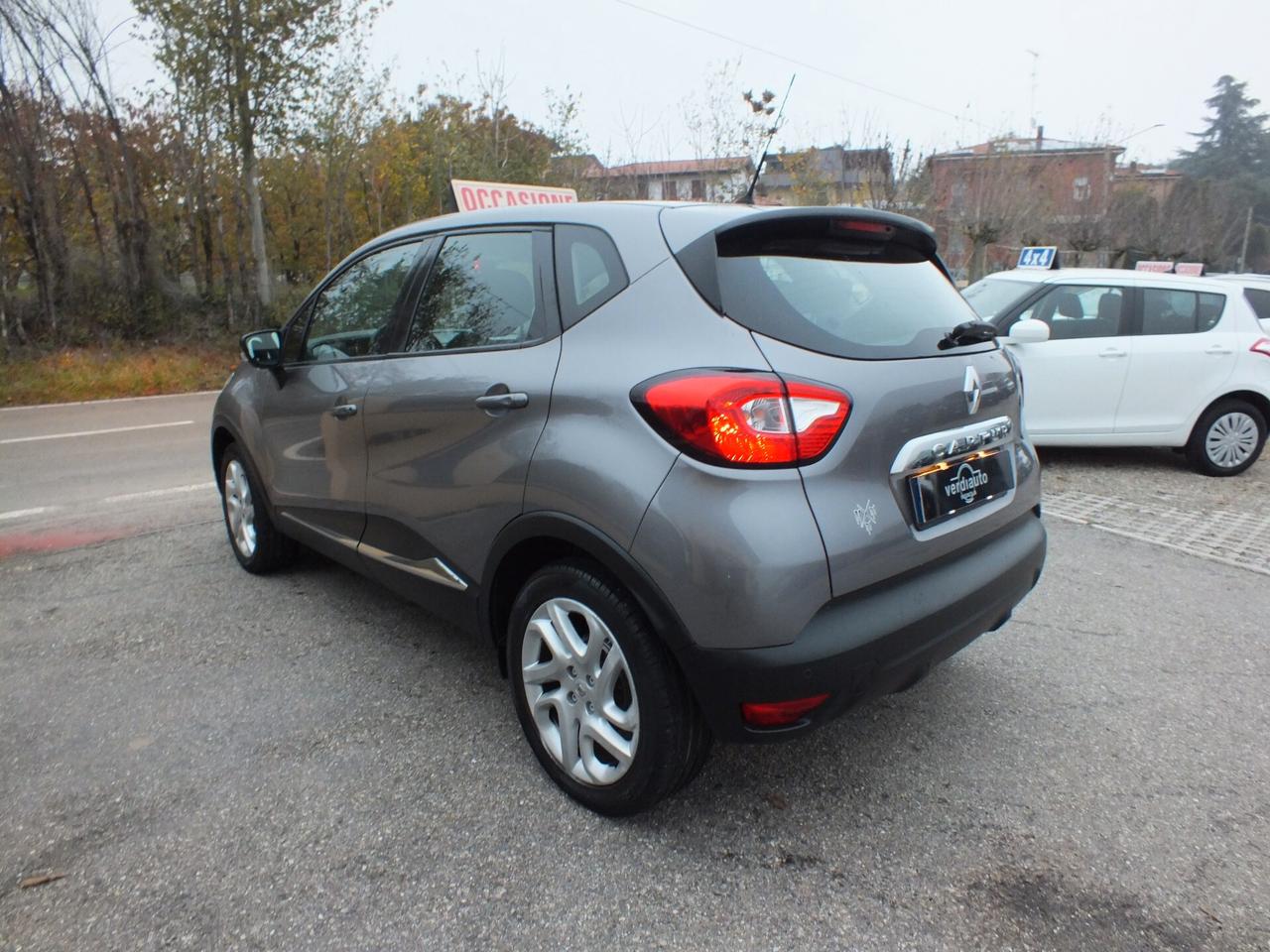 RENAULT CAPTUR 110 CV- RETROCAMERA-NAVI-