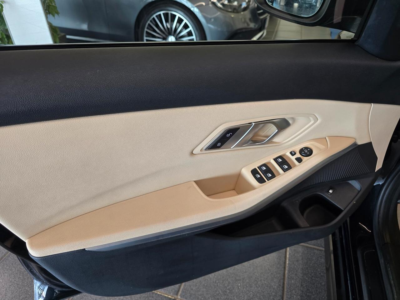 Bmw 330e Business Advantage 184cv Ibrida