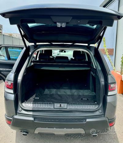 LAND ROVER Range Rover Sport 3.0 TDV6 HSE Dynami