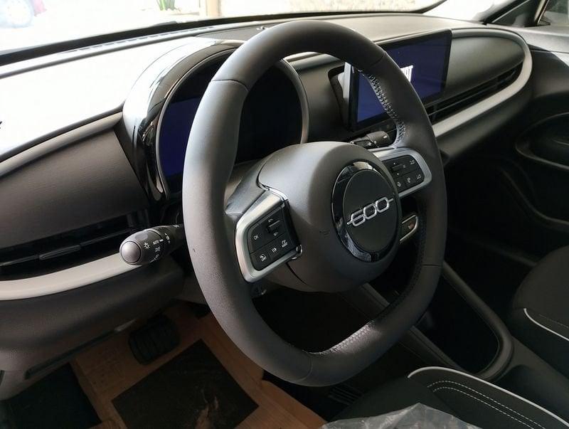 FIAT 600 600 Hybrid 100 CV DCT MHEV
