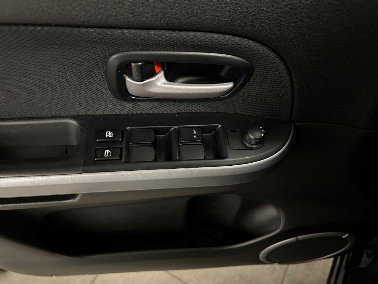 Suzuki Grand Vitara 1.9 DDiS 5 porte