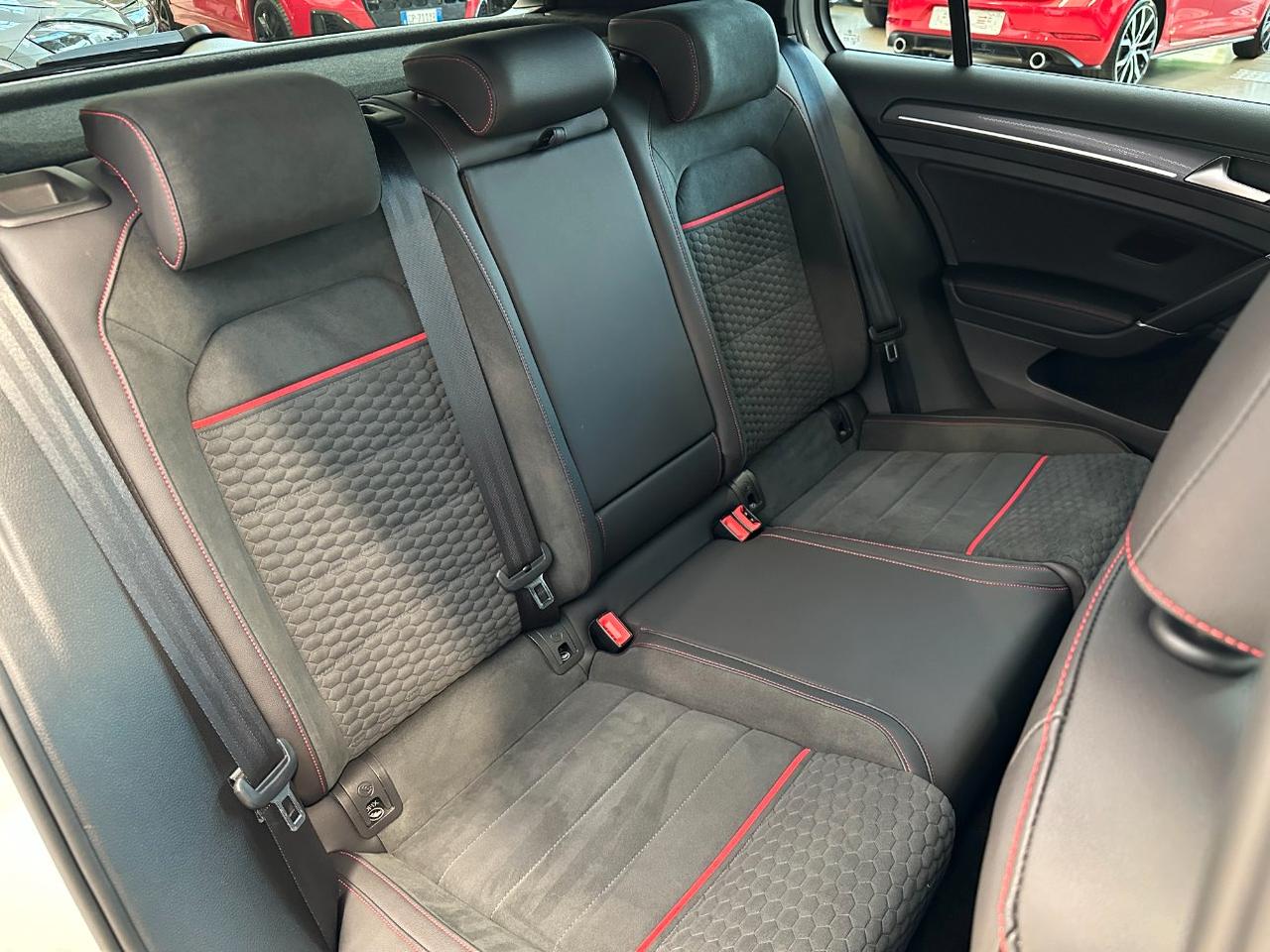 Volkswagen Golf GTI 2.0 tsi Performance DSG-19"-Camera-Keyless-Carplay