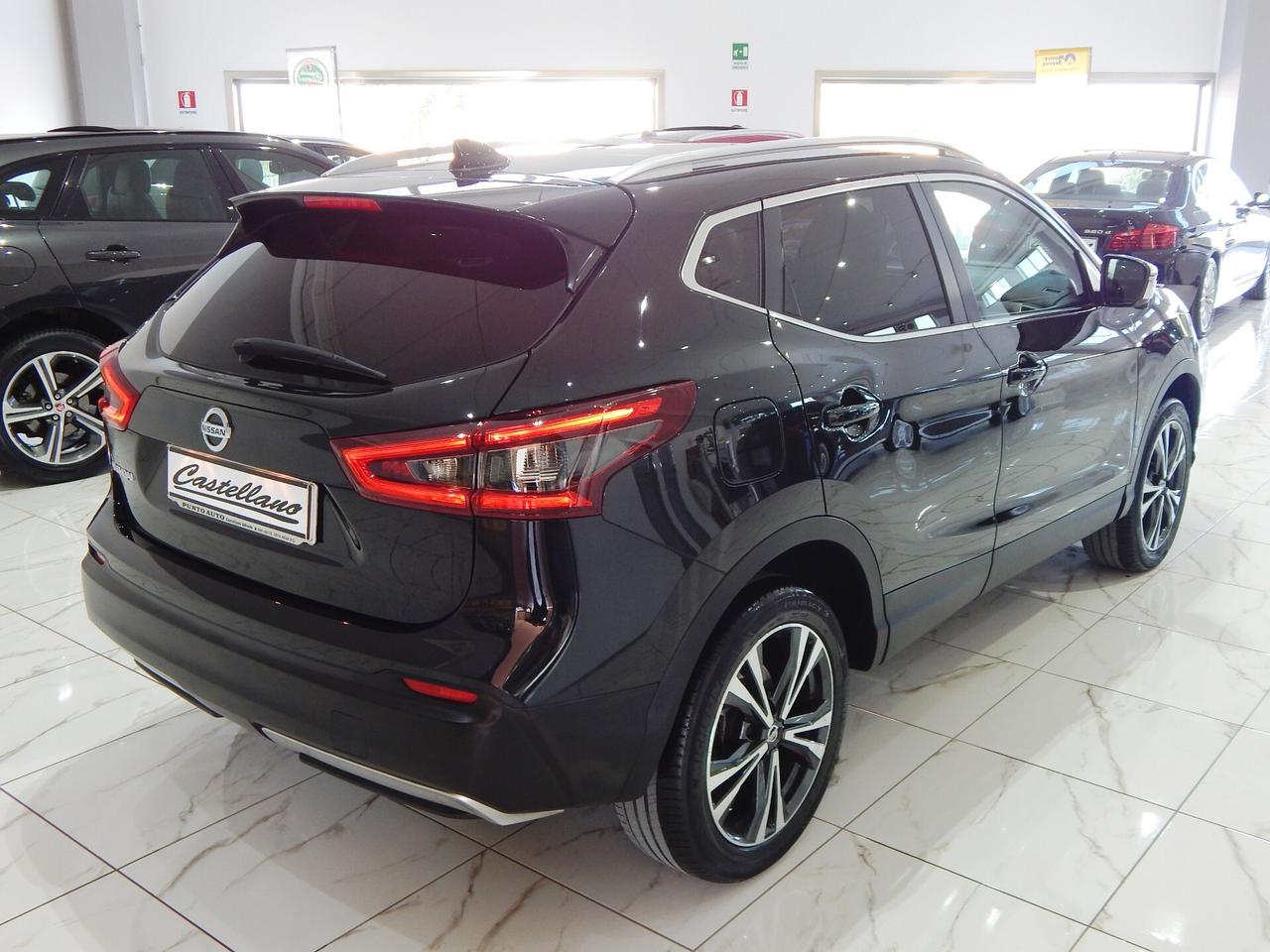 Nissan Qashqai 1.6 dci N-Connecta 130cv Xtronic TETTO-NAVI-PARK