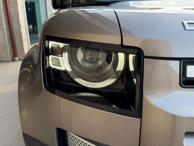 LAND ROVER Defender 110 3.0D I6 200 CV AWD Auto SE 7 POSTI