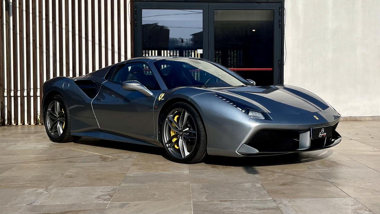 FERRARI 488 Spider 3.9 dct