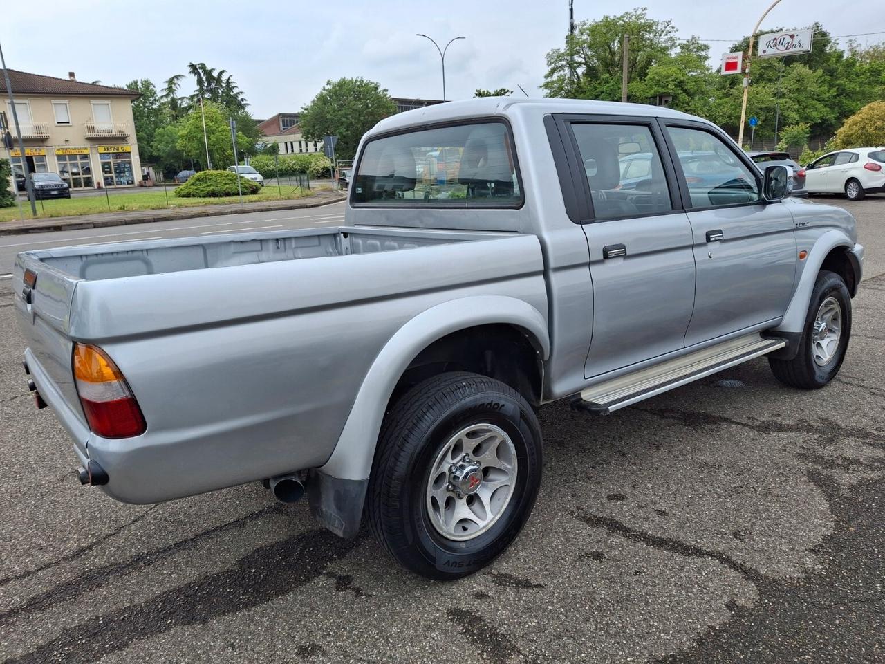 Mitsubishi L200 2.5 TDI 4WD Double Cab GLS Air