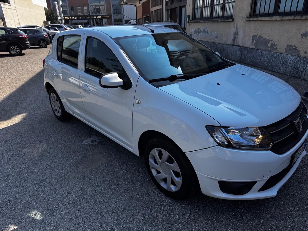 Dacia Sandero 1.2 75CV GPL neopatentato