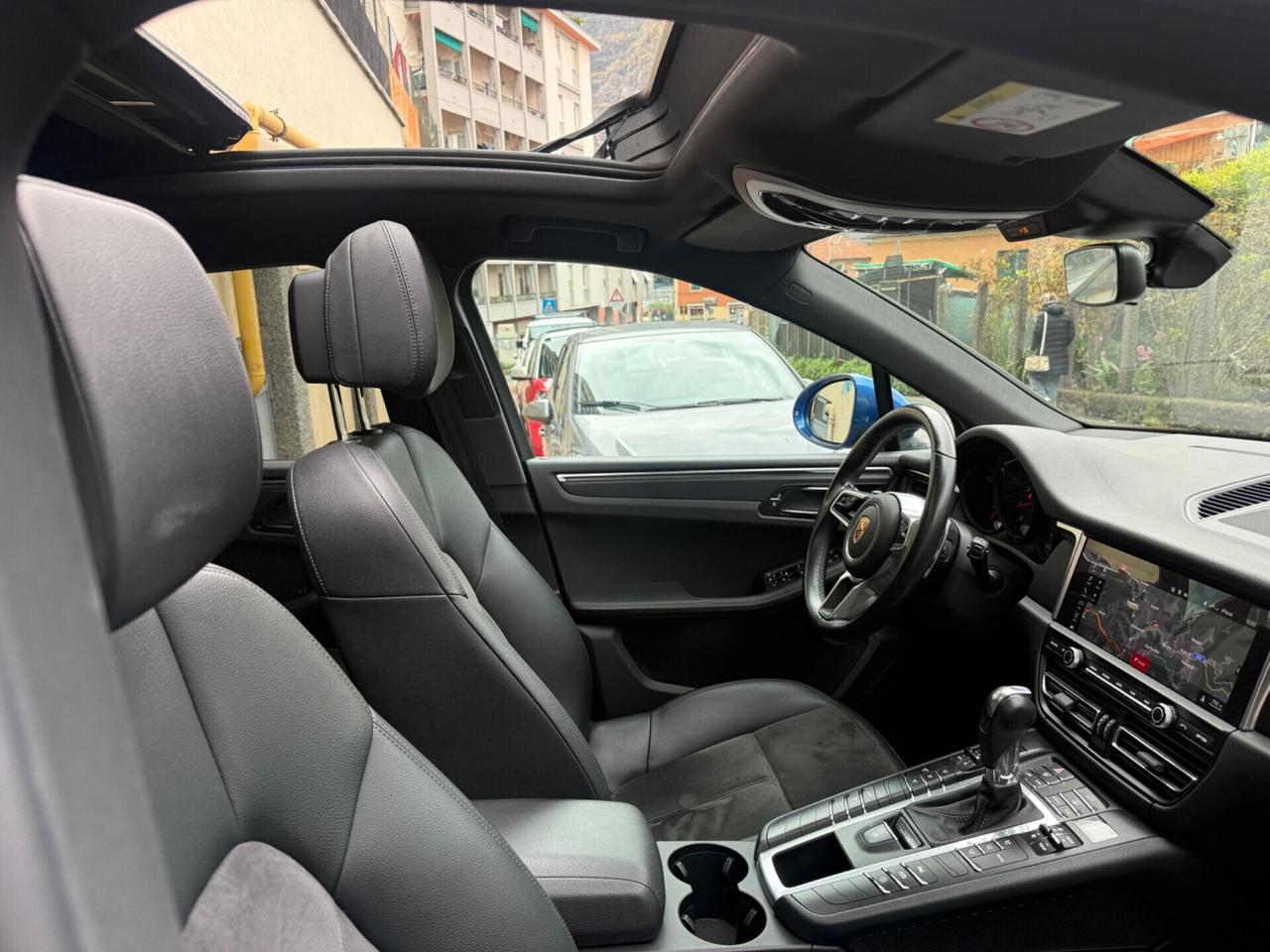 PORSCHE MACAN 2.0 ZAFFIRO CERCHI 21 TETTO SCARICHI
