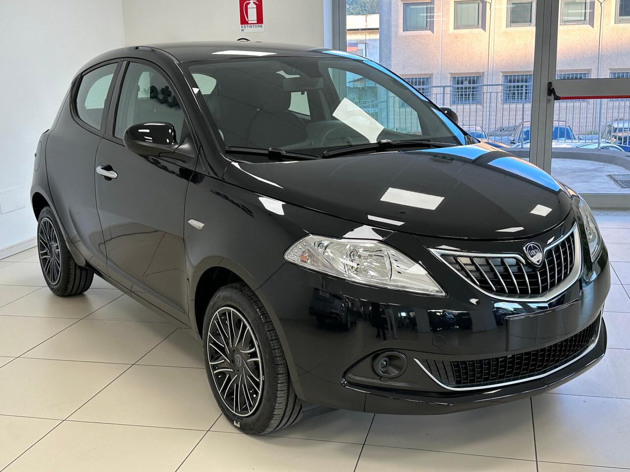 Lancia Ypsilon 1.0 Hybrid 70 CV Gold KM0 - 2024