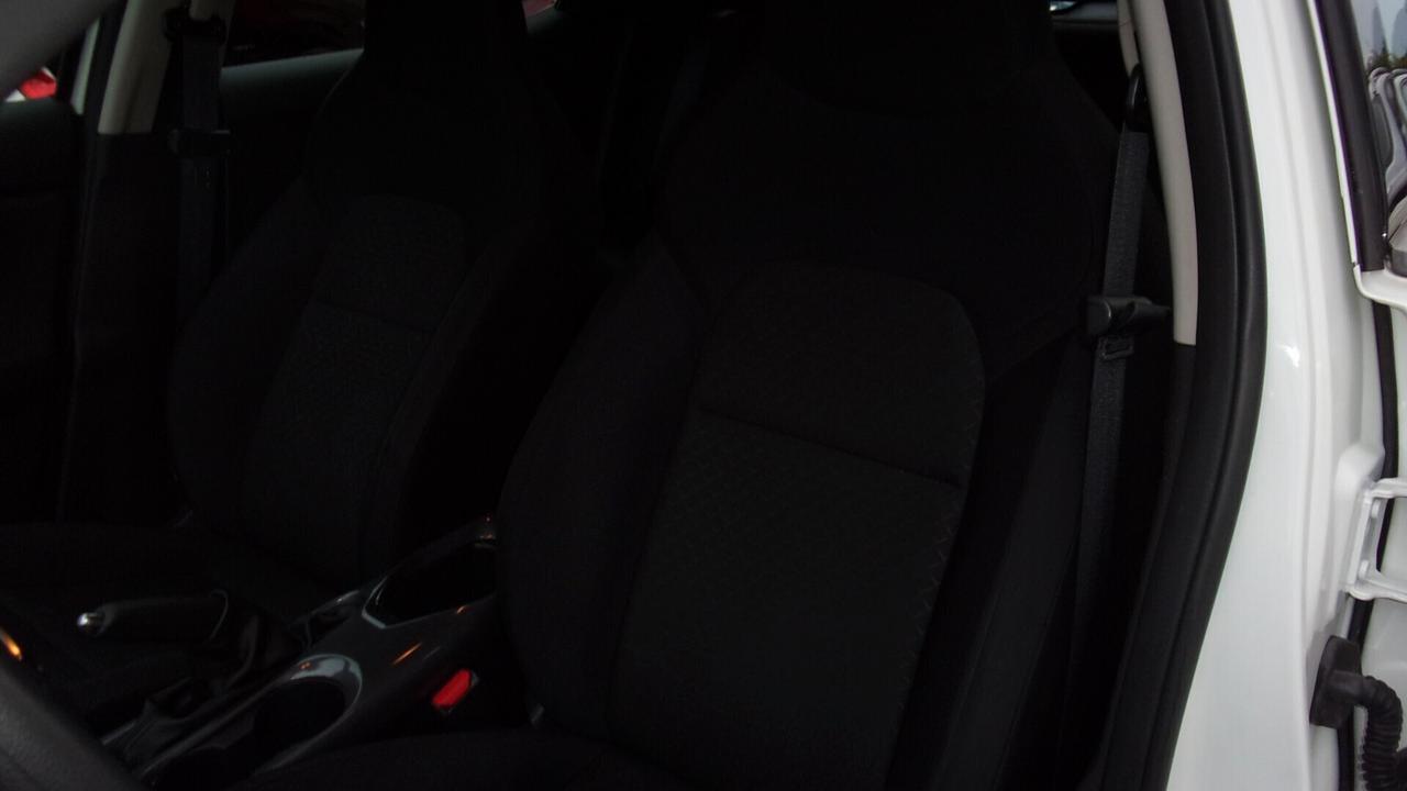 Nissan Juke 1.0 DIG-T 114 CV Acenta