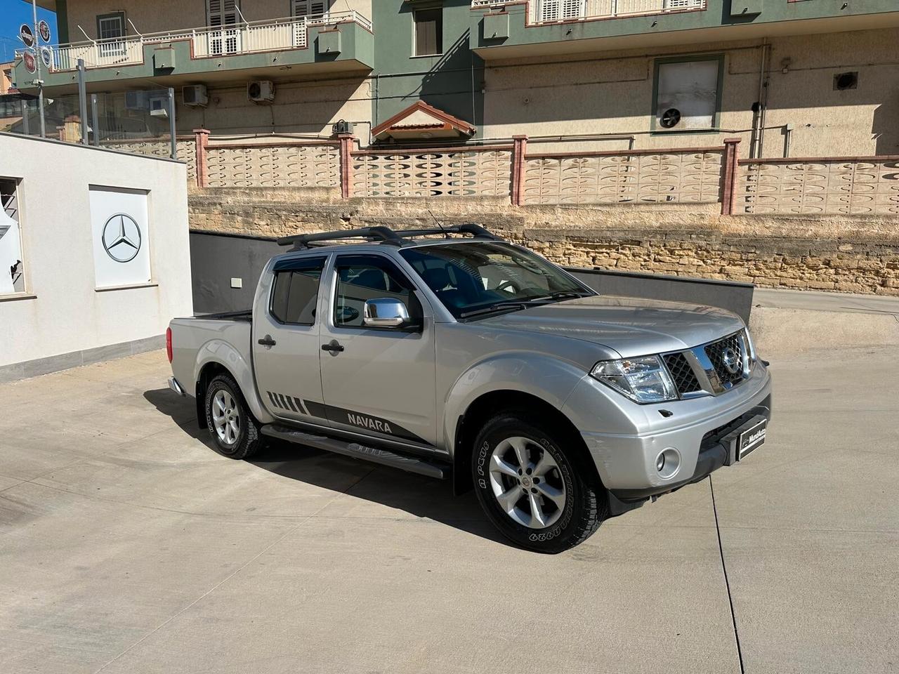 Nissan Navara 2.5 dCi 4 porte Double Cab Platinum