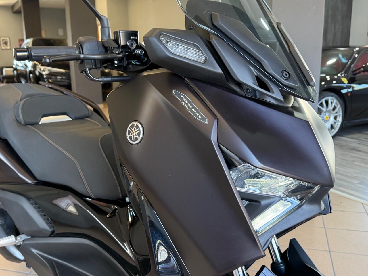 Yamaha X-Max 300 TECH MAX