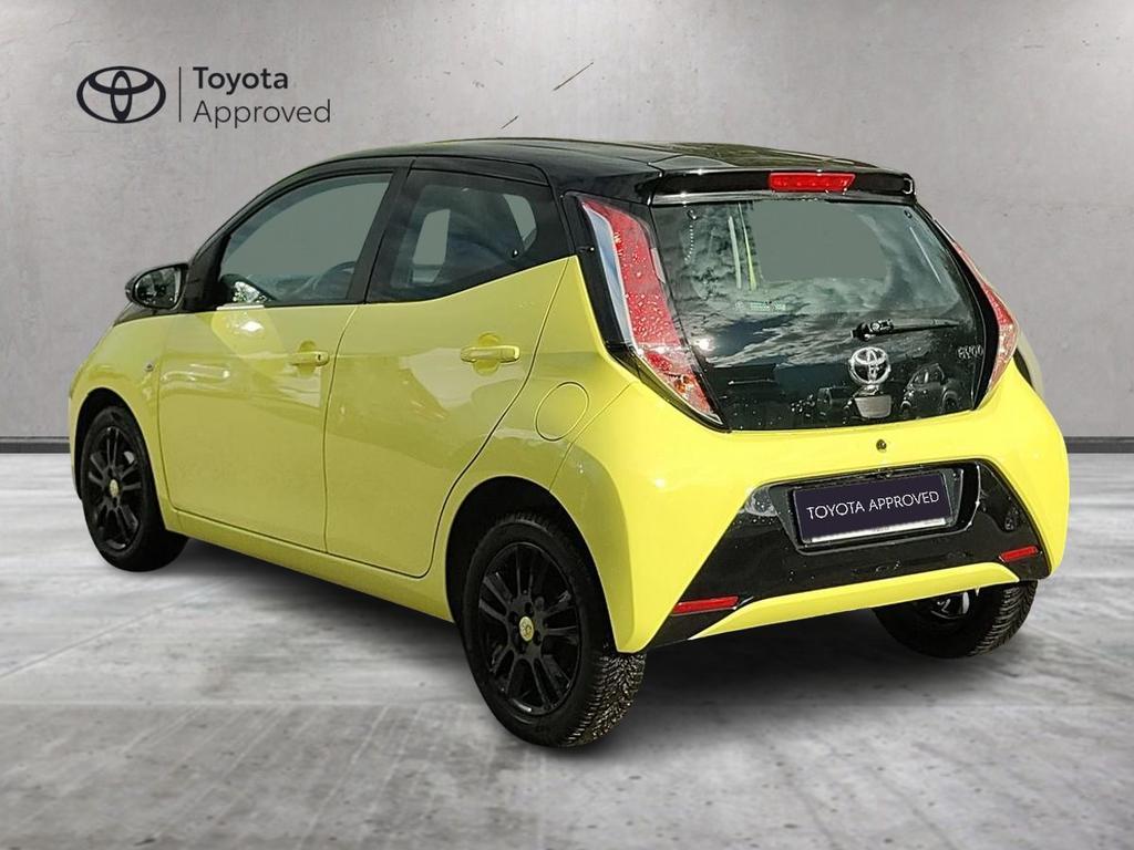 Toyota Aygo 1.0 x-cite 5p m-mt