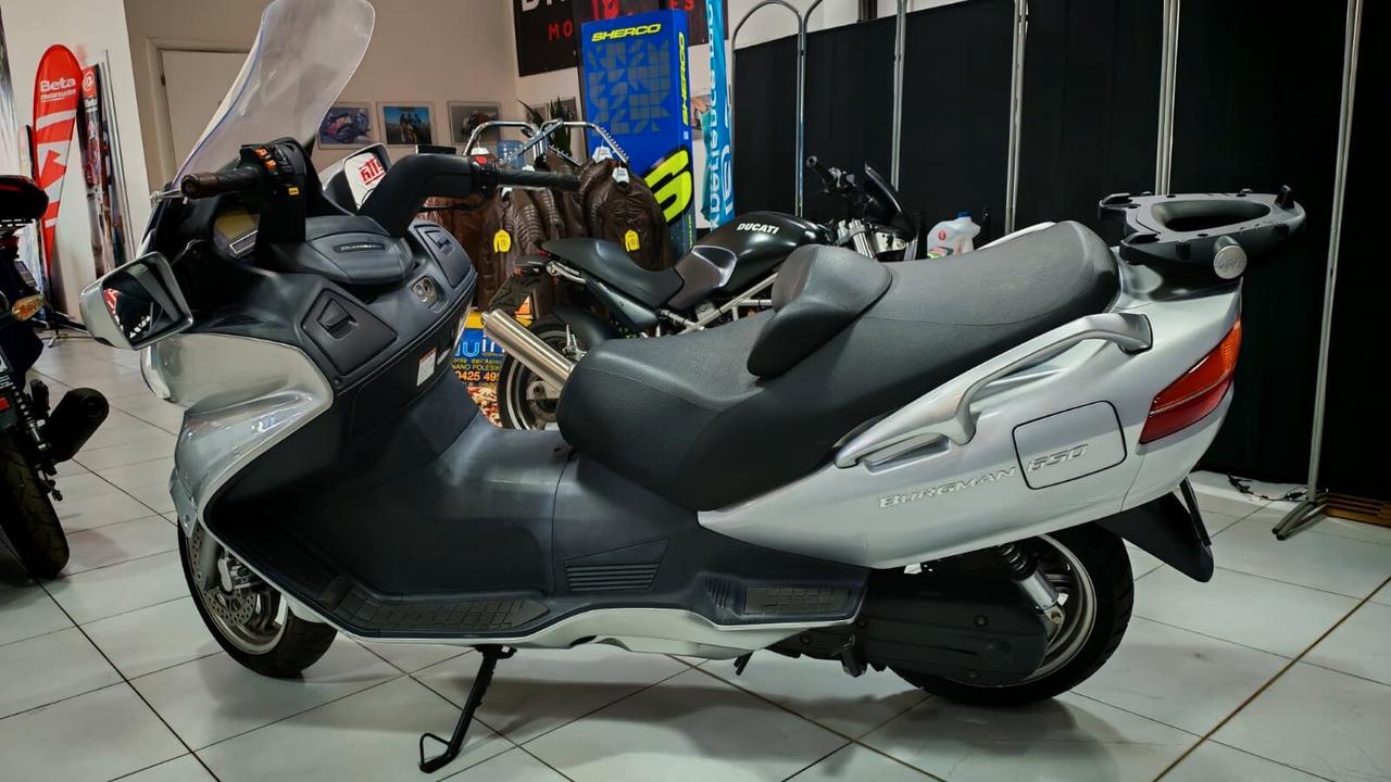 Suzuki Burgman 650 executive