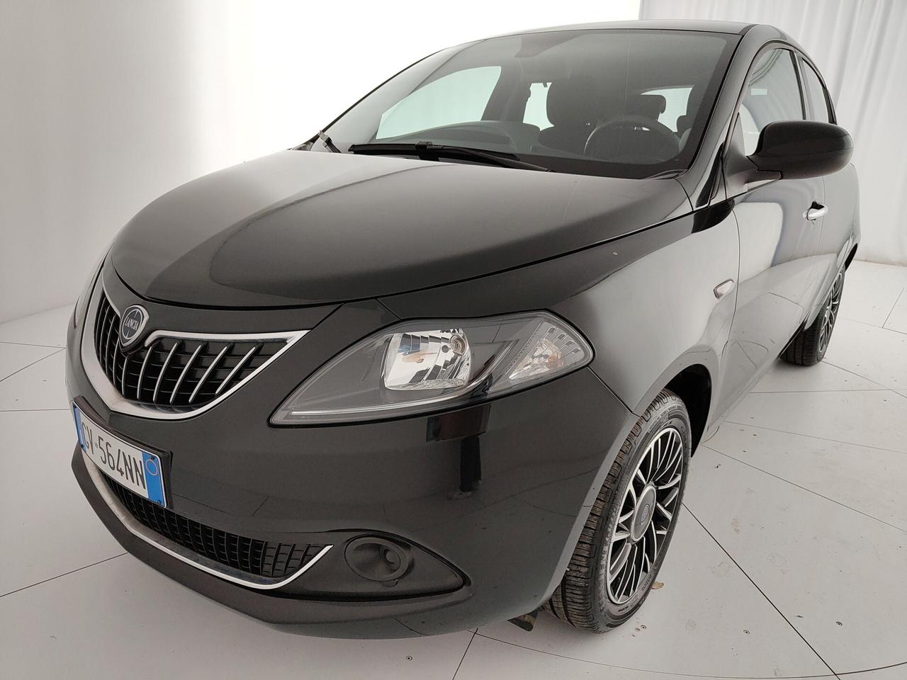 Lancia Ypsilon 1.0 FireFly 5 porte S&S Hybrid Platino