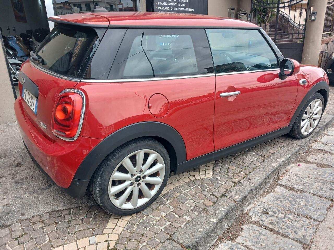 Mini 1.2 One