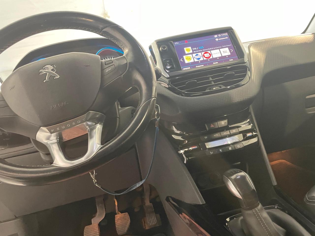 Peugeot 2008 BlueHDi 100 GT Line