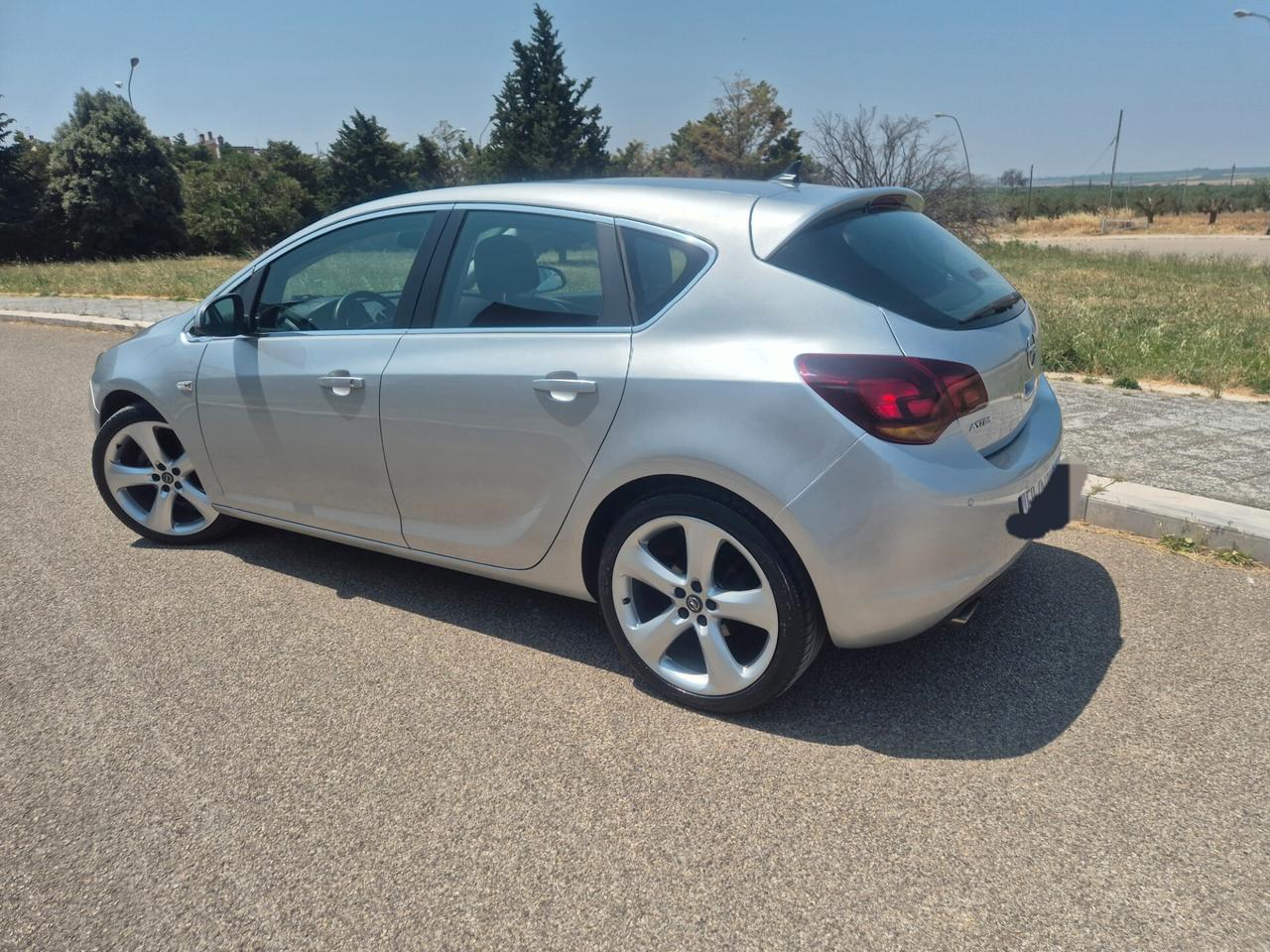 Opel Astra cosmo 1.4 Turbo 140CV 5 porte 2012