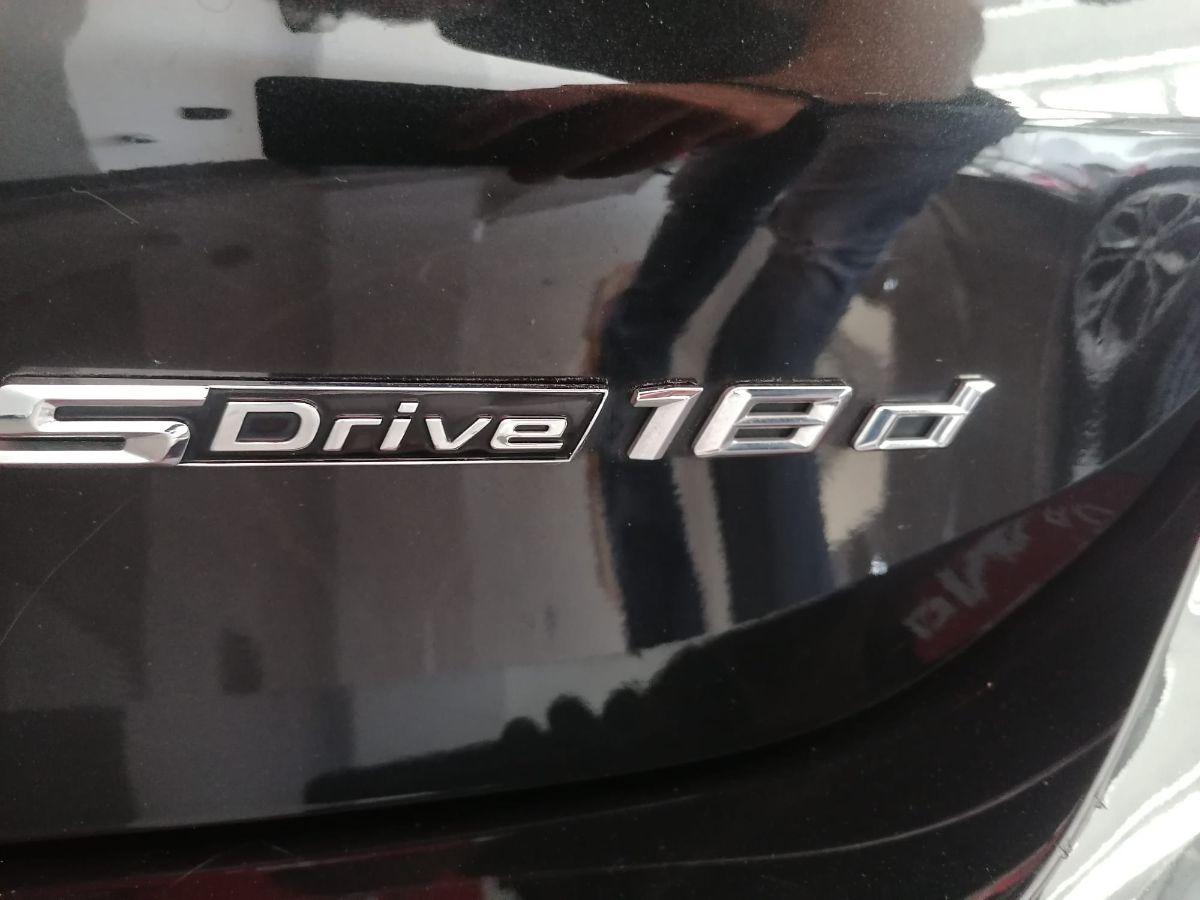 BMW - X1 - sDrive18d Business Advantage