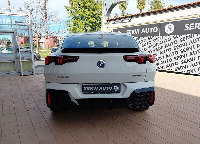 BMW iX2 xDrive 30 M Sport