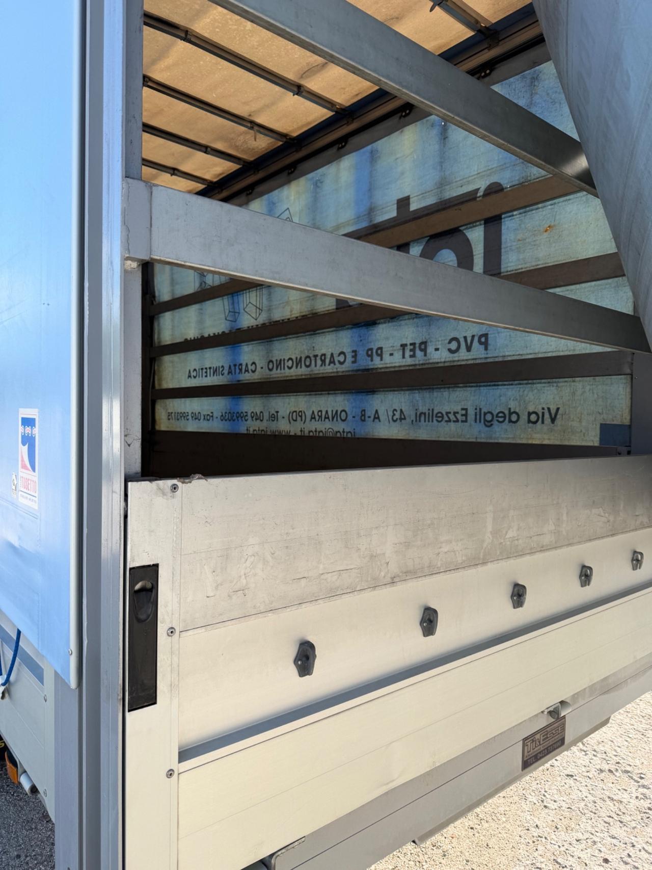 Iveco Daily centina alza abbassa sospensioni idrauliche