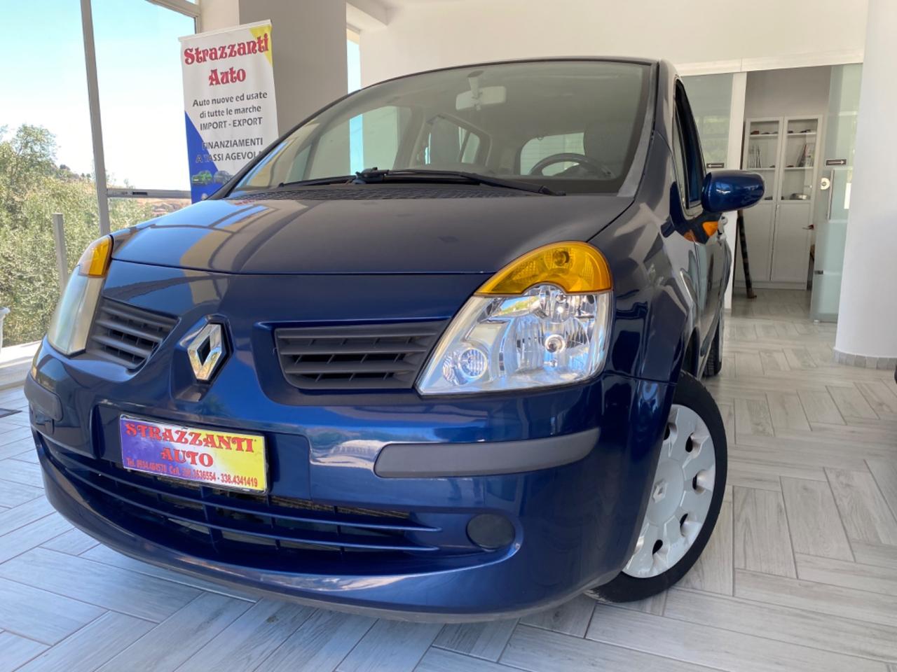 Renault Modus 1.5 dCi 85CV Confort Dynamique2006
