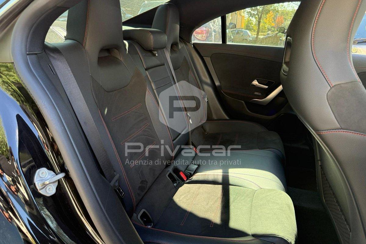 MERCEDES CLA 200 Automatic Premium
