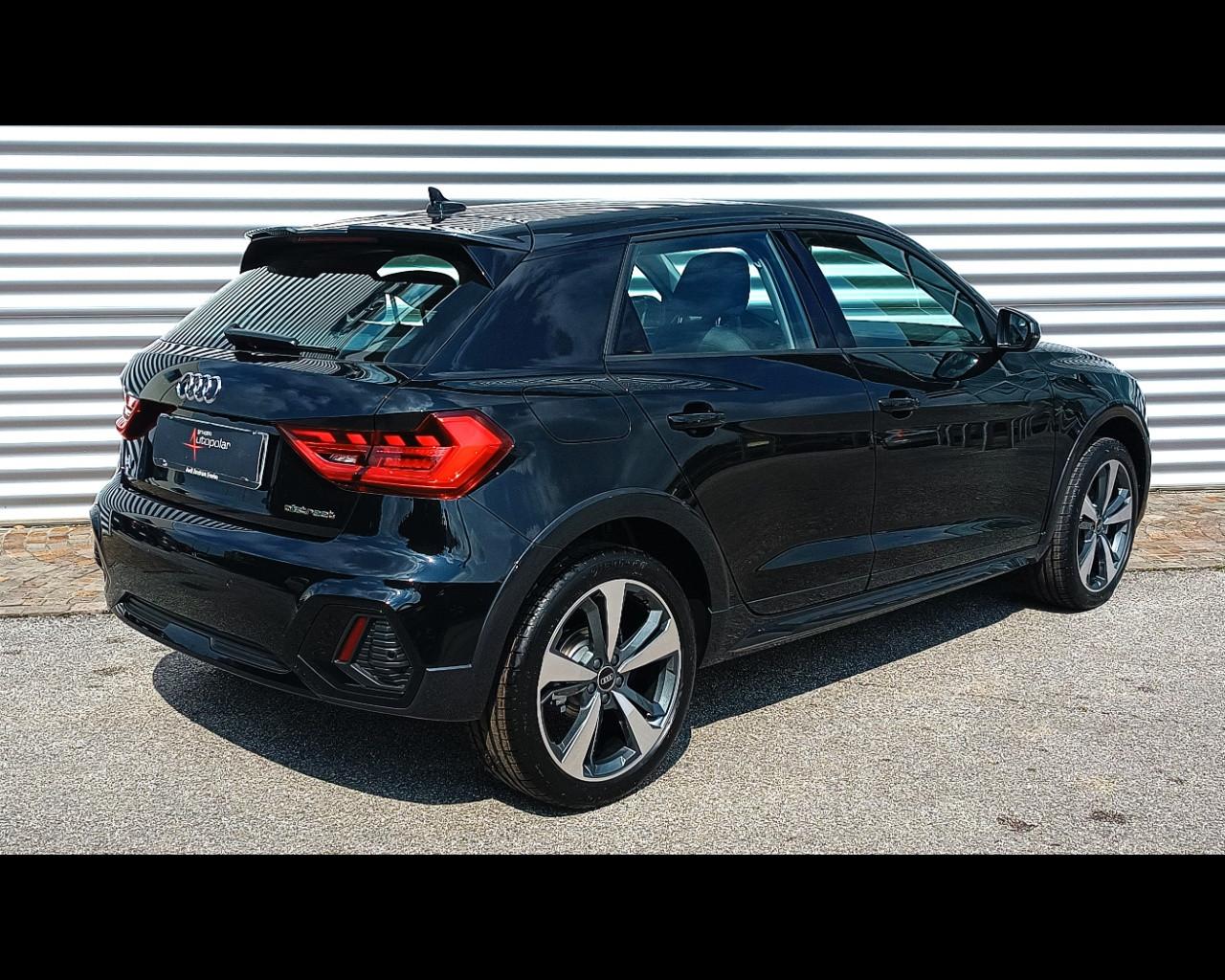 AUDI A1 ALLSTREET 30 TFSI IDENITY CONTRAST