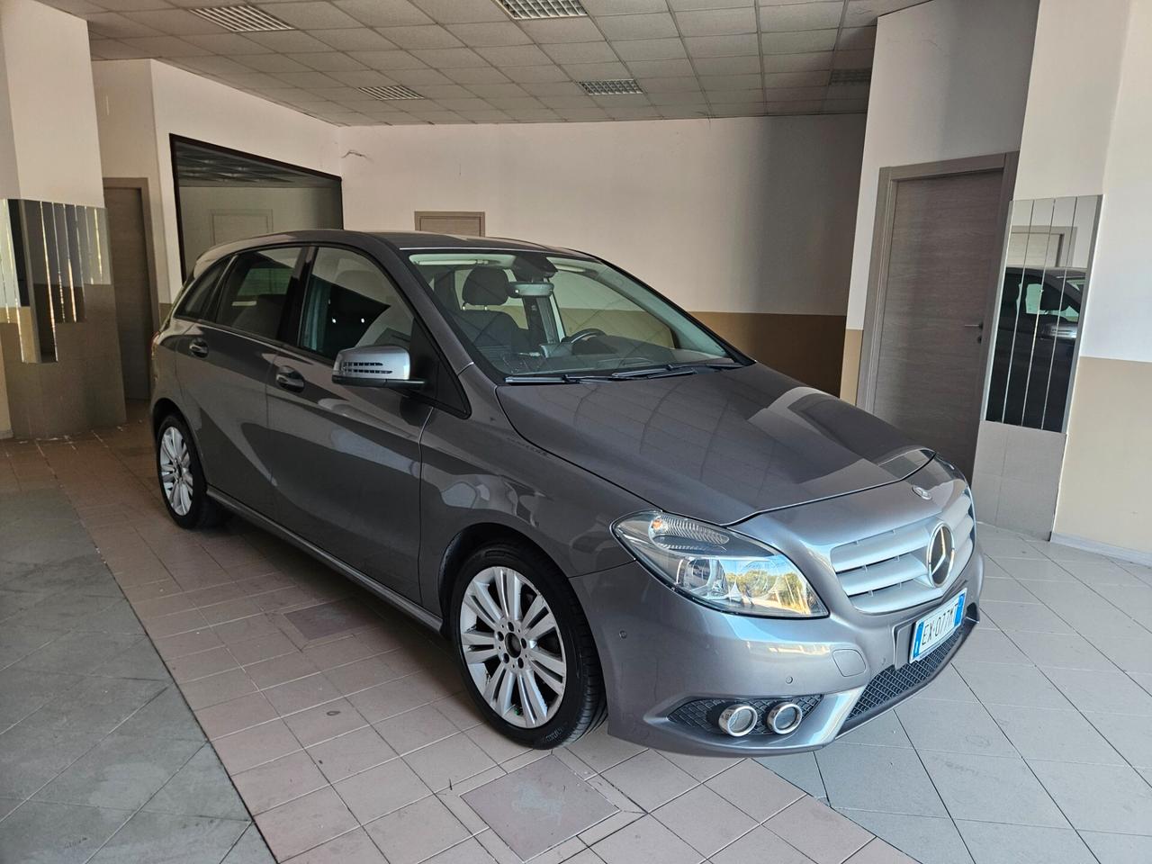 Mercedes-benz B 180 B 180 CDI Automatic Premium