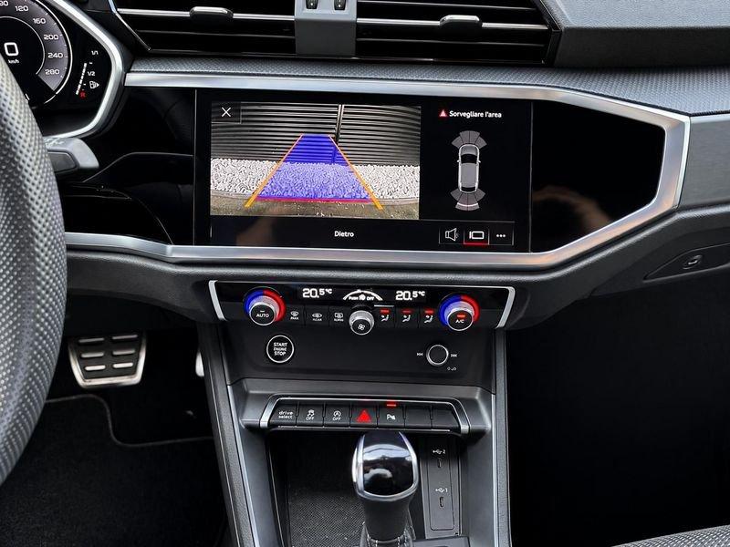 Audi Q3 SPB 40 TDI Quattro S-tronic Identity Black 193 CV