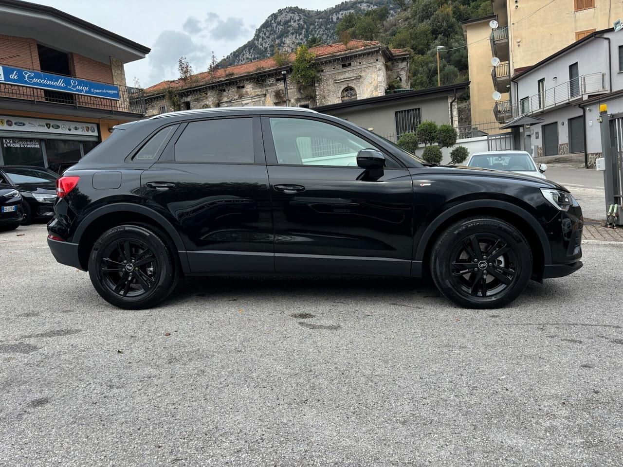 Audi Q3 35 TDI S tronic IDENTITY BLACK - S-LINE FULL - MY 21