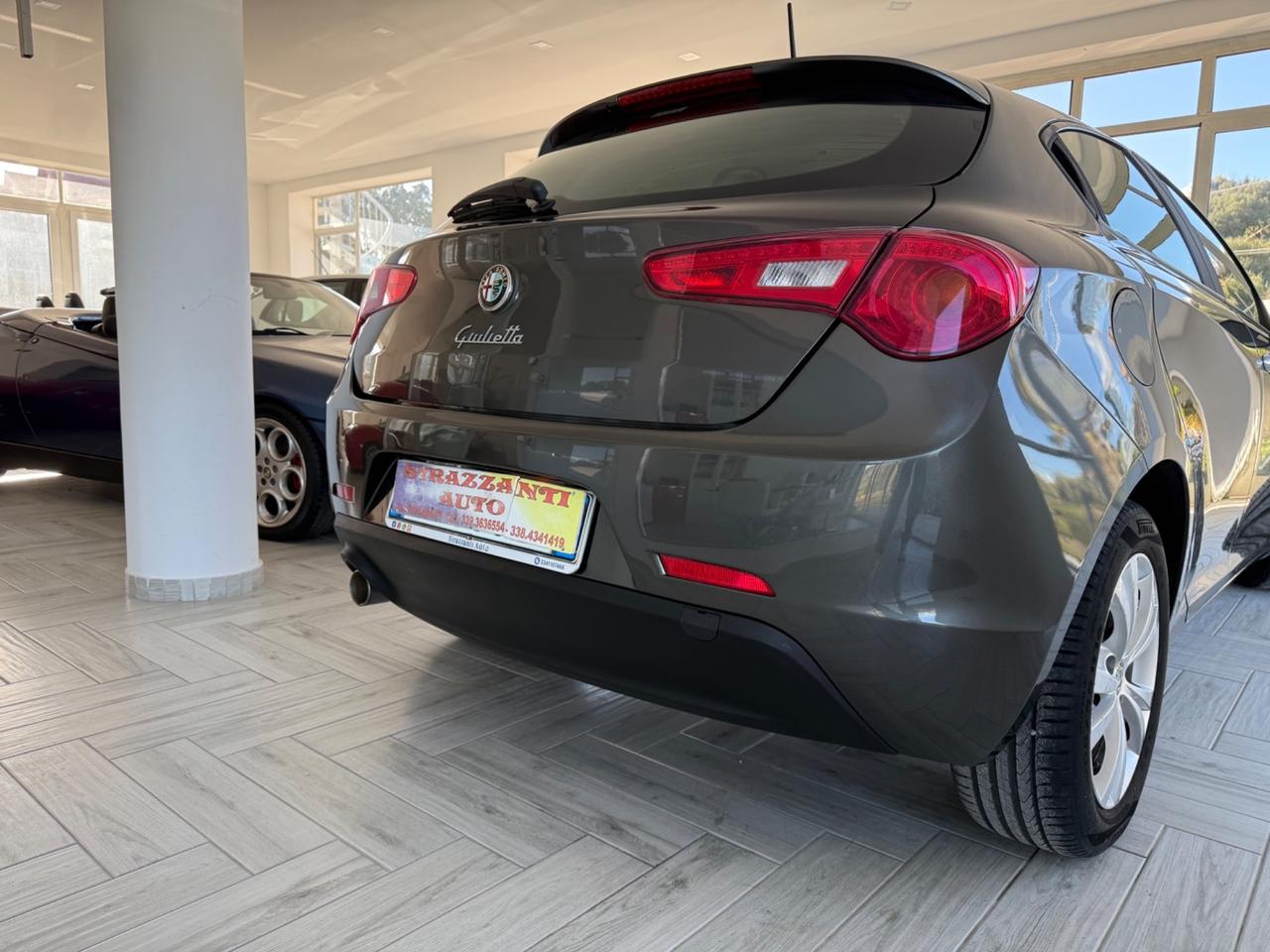 Alfa Romeo Giulietta 1.6JTDm Distinctive UNIPRO.2015