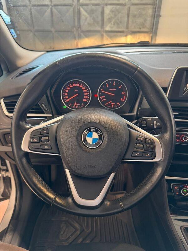 BMW SERIE 2 218d ACTIVE TOURER MANUALE