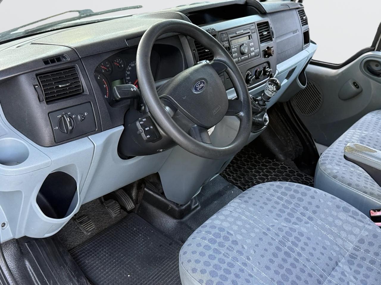 Ford Transit 300 M 2.2 TDCI 116 CV 9 POSTI*GANCIO TRAINO*