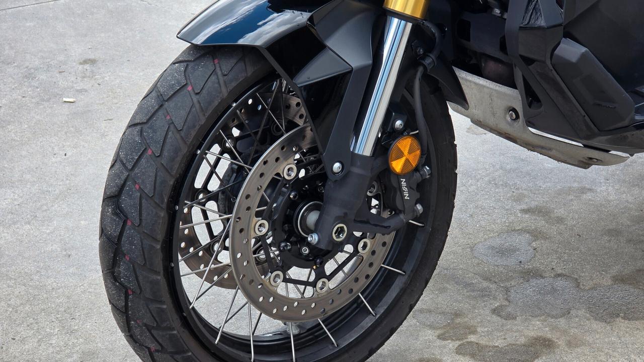 Honda X-ADV 750 ANNO 2025 5.000KM GARANZIA UFFICIALE
