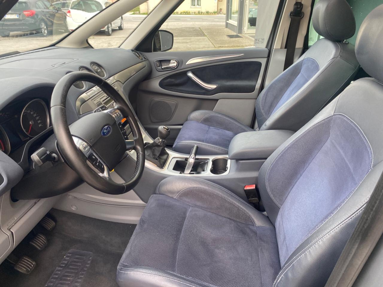 Ford S-Max 2.0 TDCi 140CV Titanium