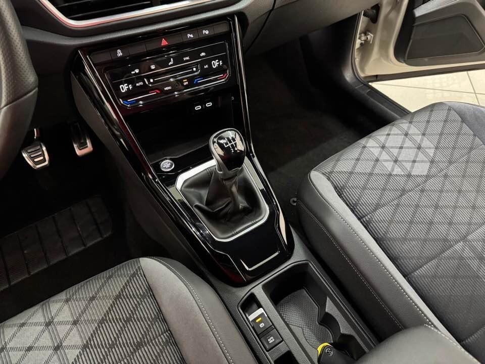Volkswagen T-Roc 1.0 TSI R-Line 2023