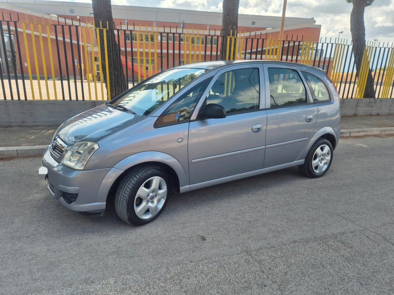Opel Meriva 1.3 multijet 75cv gangio traino 09