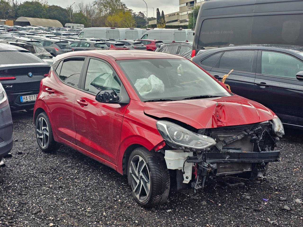 SINISTRATO Hyundai i10 1.0 MPI AT Prime