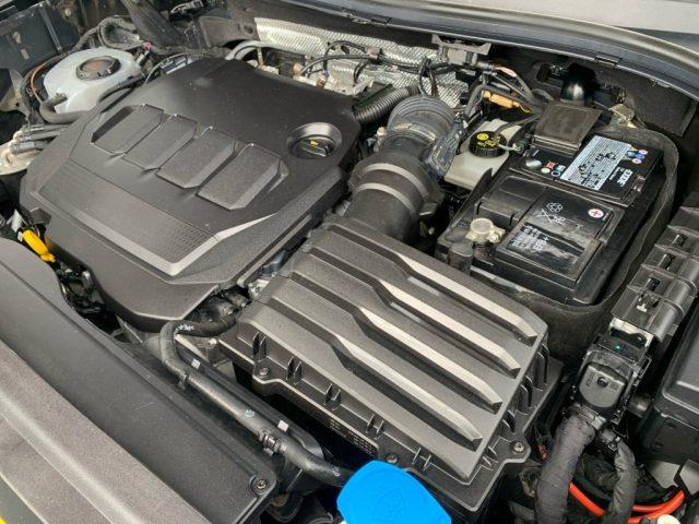 VOLKSWAGEN Tiguan 2.0 TDI 150 CV SCR DSG Life