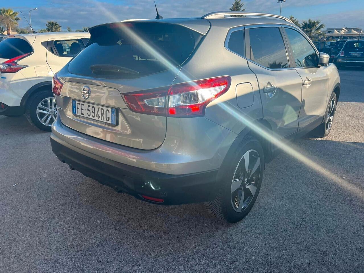 Nissan Qashqai 1.6 dCi Full 360 autom-2016