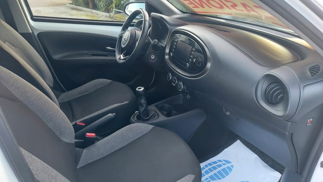 Toyota Aygo X 1.0 VVT-i 72 CV 5 porte Active